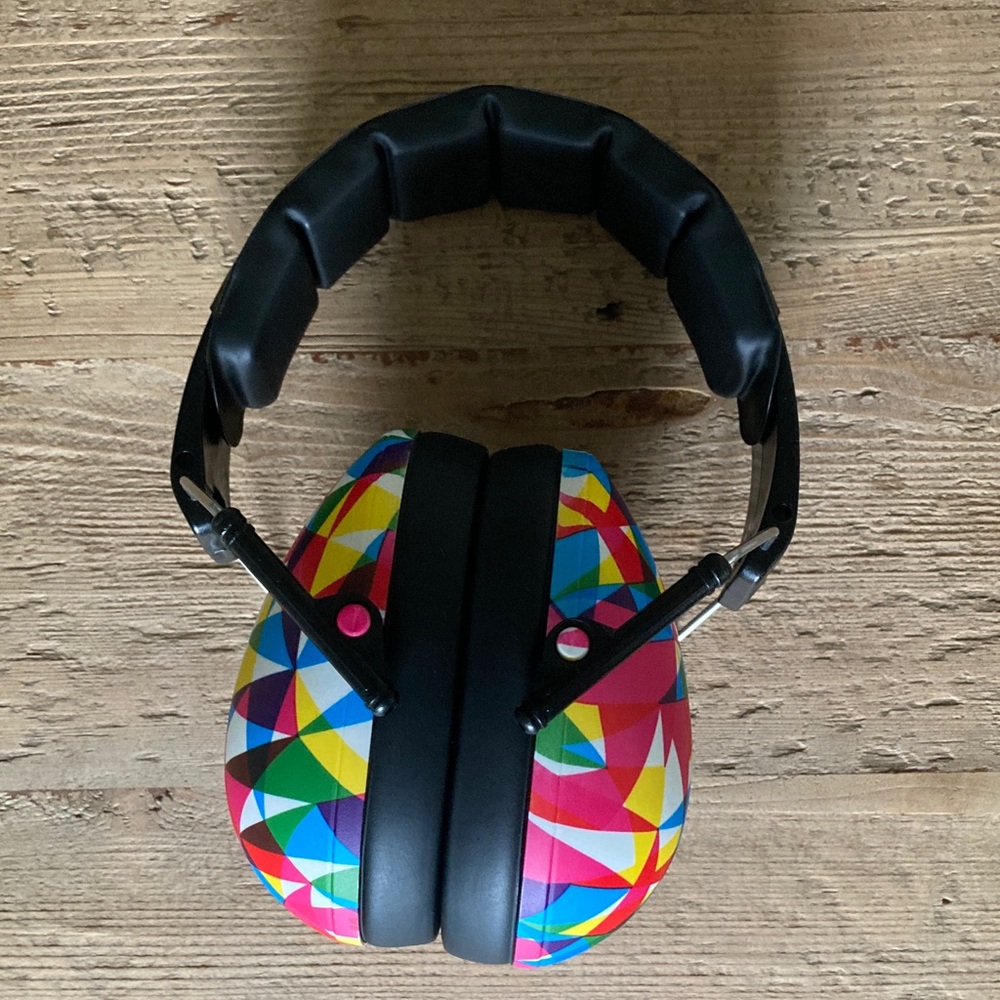 Kid's Colorful Geometric Ear Protection For Concerts — Pink/Multicolor